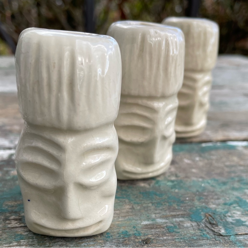 1 Large ceramic Tiki Bead handmade focal macramé vintage